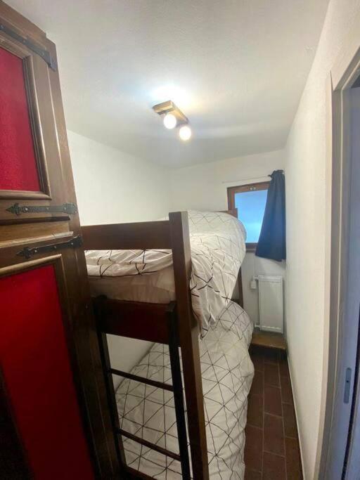 Cozy Apartment Near The Slopes ブレウイル・チェルヴィナイア エクステリア 写真