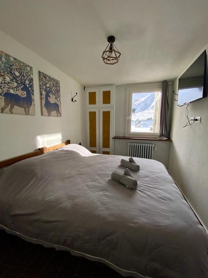 Cozy Apartment Near The Slopes ブレウイル・チェルヴィナイア エクステリア 写真